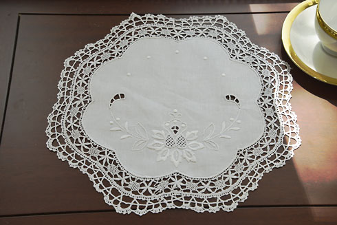 Southern Hearts Cluny Lace Round Doilies 13" Round. ( 6 pieces)